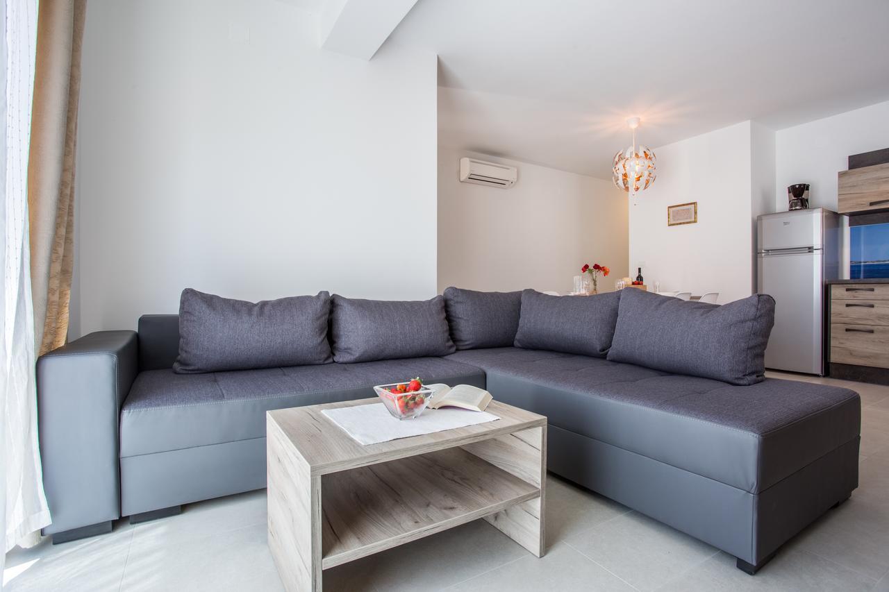 Apartments Viktorija 2 Baška Exteriör bild
